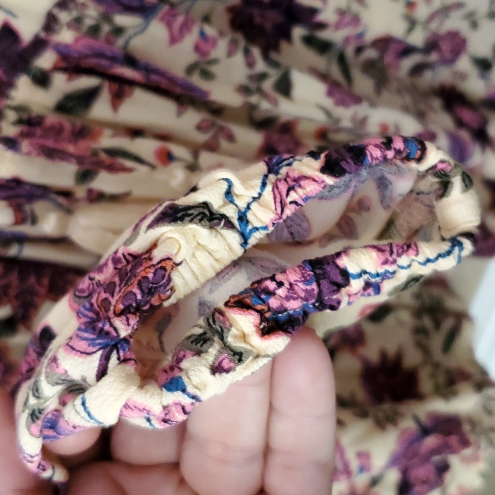 Torrid V Neck Babydoll Peplum Tassel Floral Tunic Size 1X - Picture 6 of 10